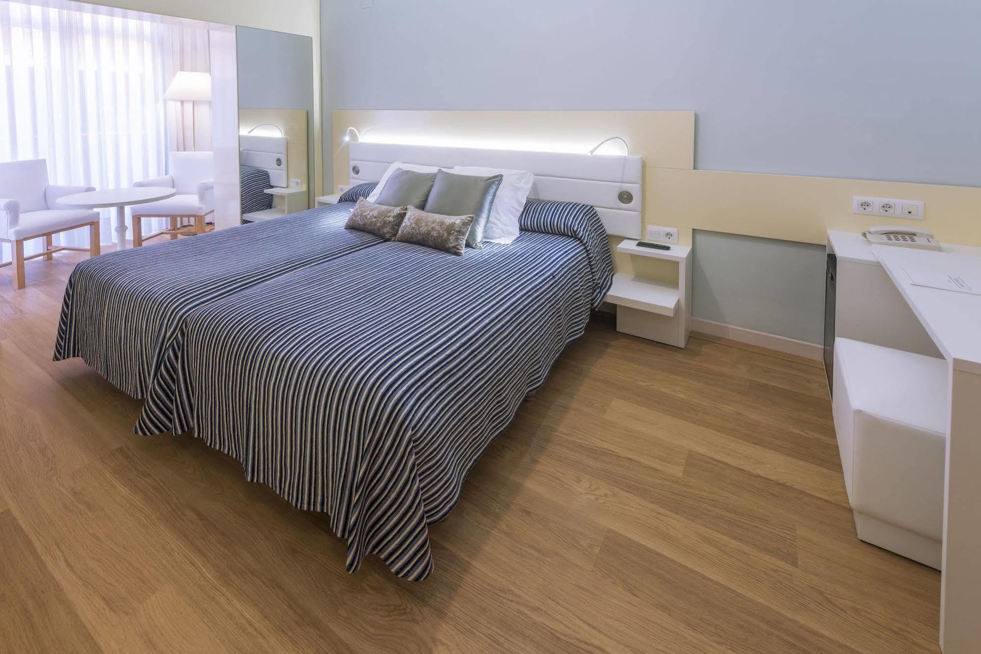 Monica Hotel Cambrils Dış mekan fotoğraf